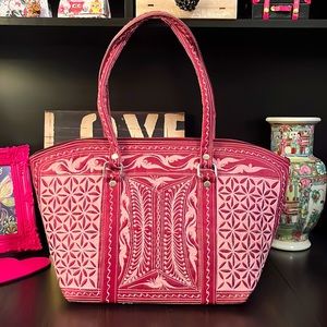 Beautiful and brand new Pink Banda Bag.